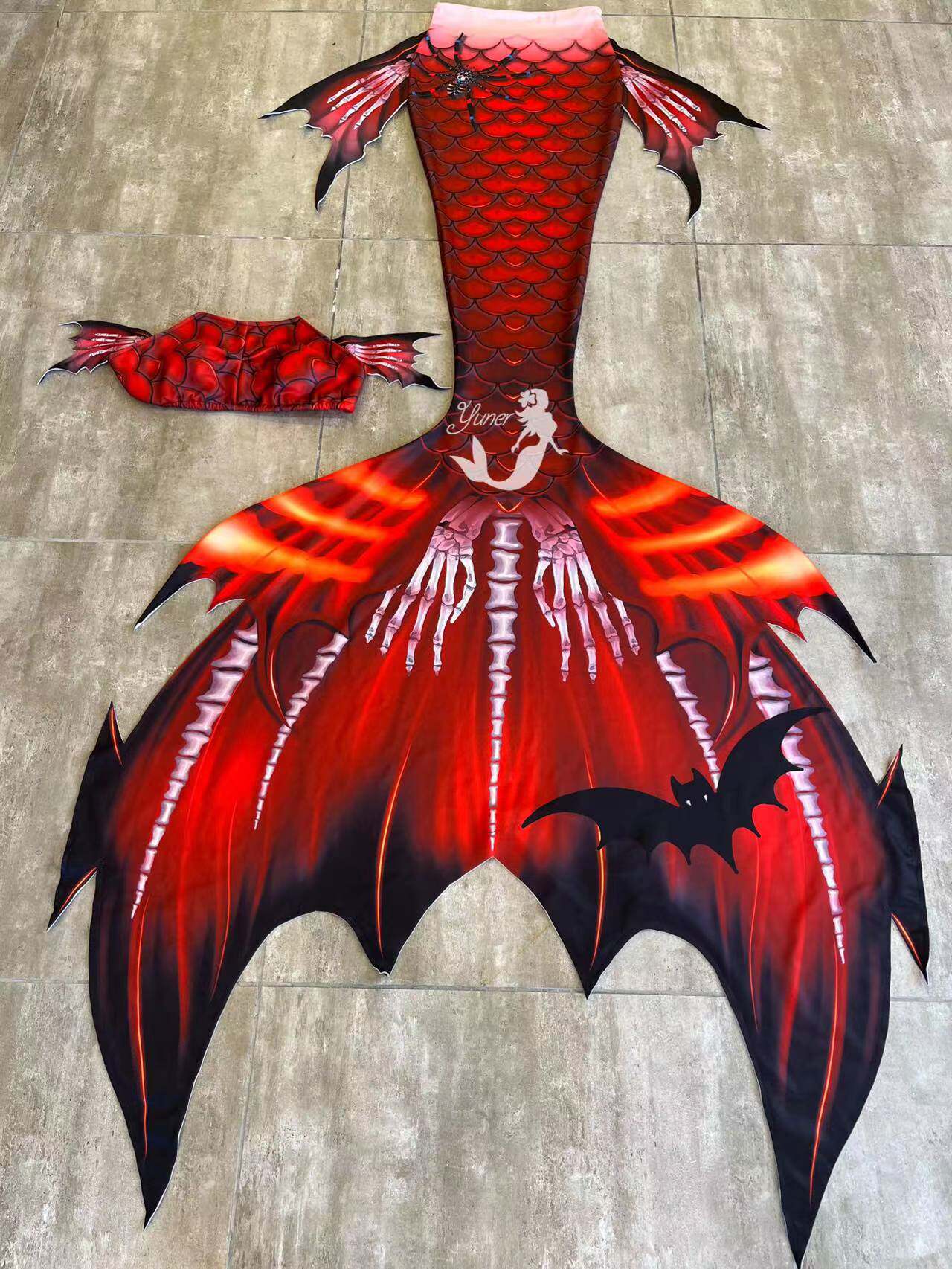 Aquarium & Marine Museum Ums - Original Male And Female Mermaid Fish